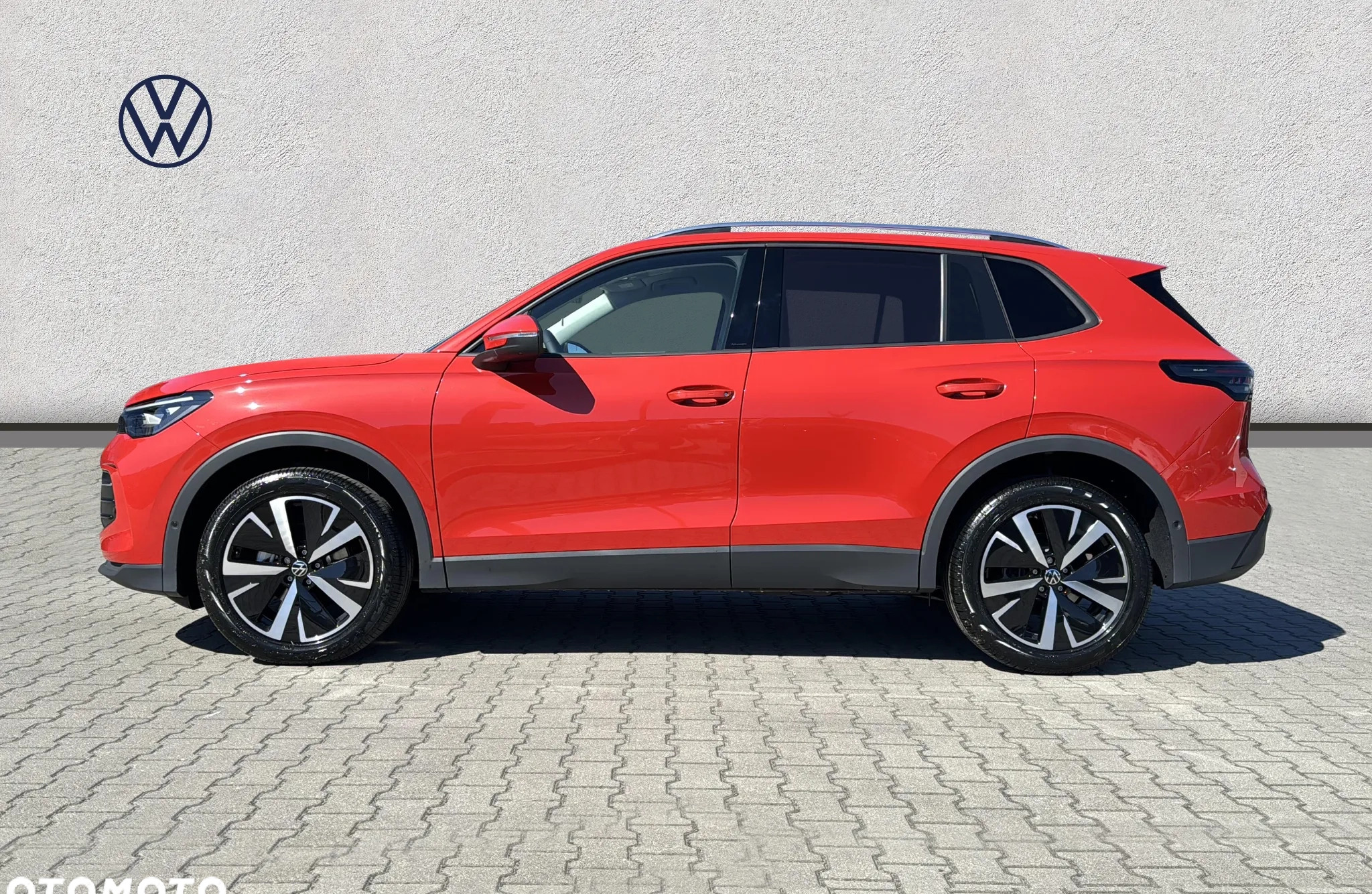 Volkswagen Tiguan cena 181300 przebieg: 5, rok produkcji 2024 z Wałcz małe 352